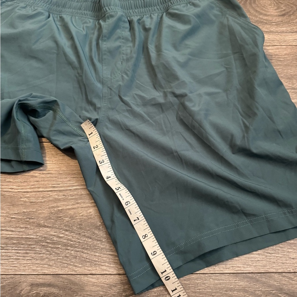 RHONE Size 2XL Teal Athletic Shorts Inseam 10” - Picture 5 of 5